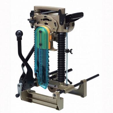 Ланцюговий пазорез Makita 7104L