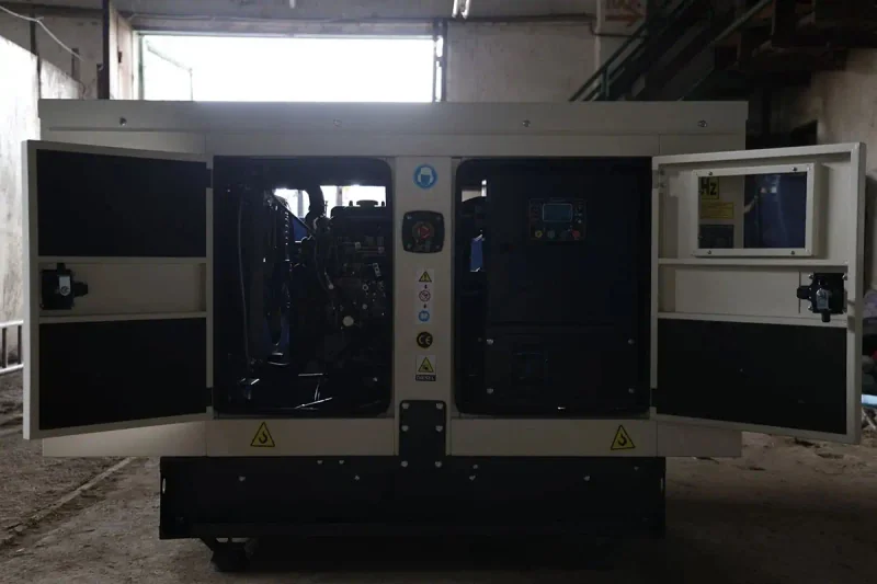Дизельний генератор UNIVERSAL UND-YD22 KVA