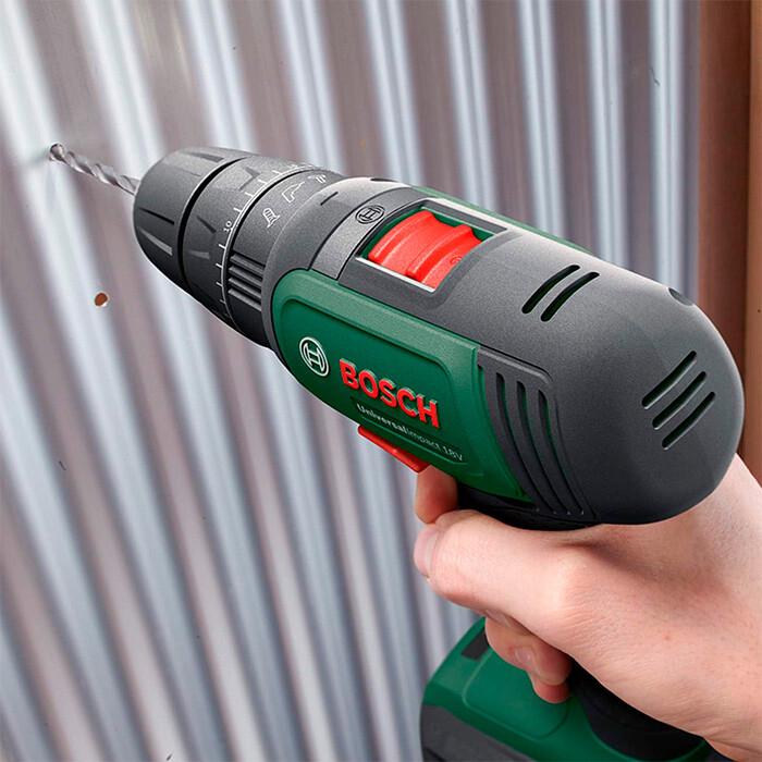 Акумуляторний дриль-шурупокрут Bosch UniversalDrill 18V (06039D4001)