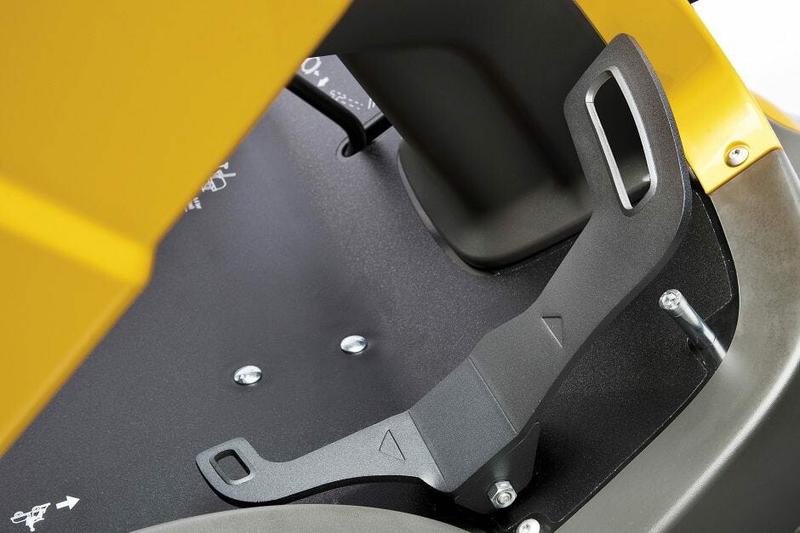 Райдер бензиновий Stiga Park Pro 900 AWX