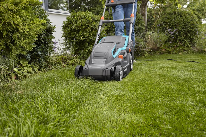 Електрична газонокосарка Gardena PowerMax 1800/42 з мульчуванням (05042-20)