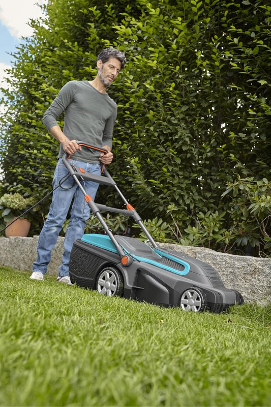 Електрична газонокосарка Gardena PowerMax 1800/42 з мульчуванням (05042-20)
