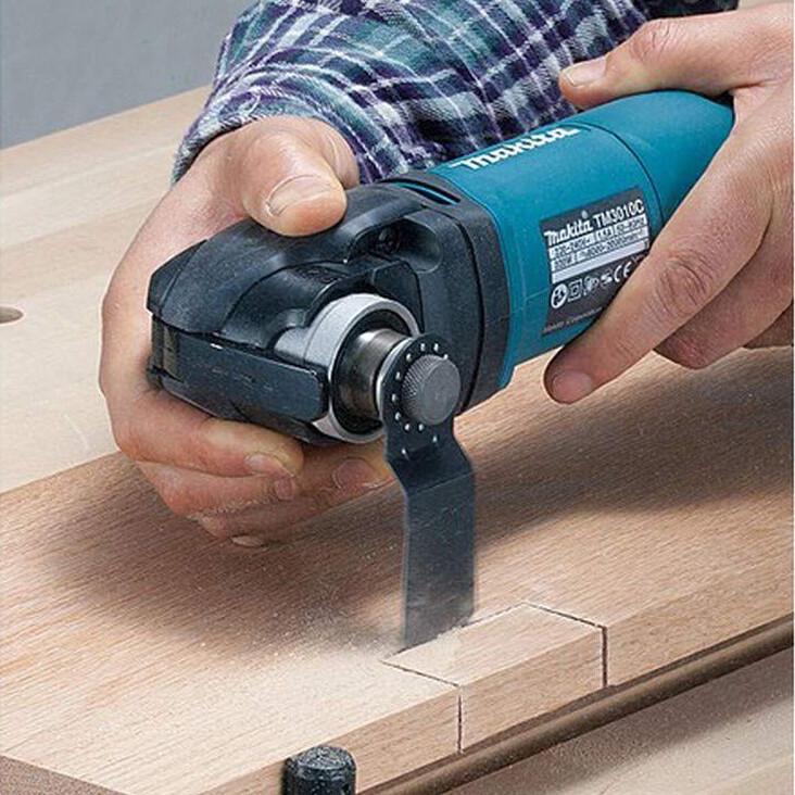 Багатофункціональний інструмент Makita TM3010CX6J