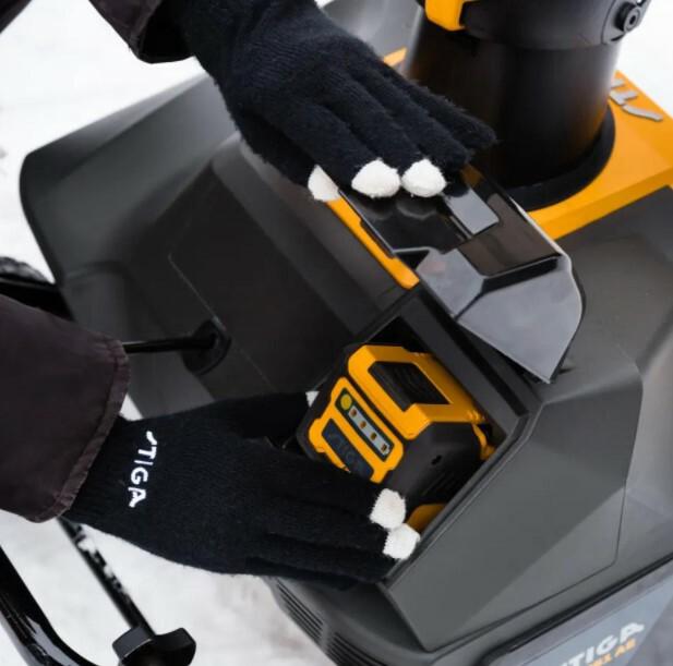 Снігоприбирач акумуляторний Stiga (ST4851AE + 1111-9312-01 + 1111-9315-01)